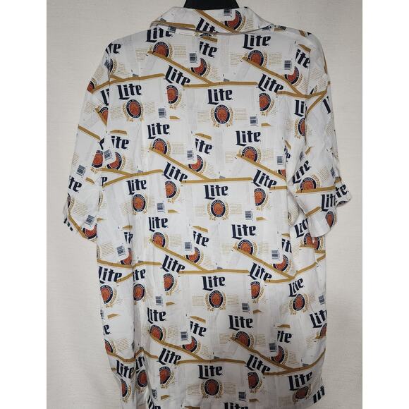Miller lite short sleeve button up shirt size medium - Picture 5 of 6